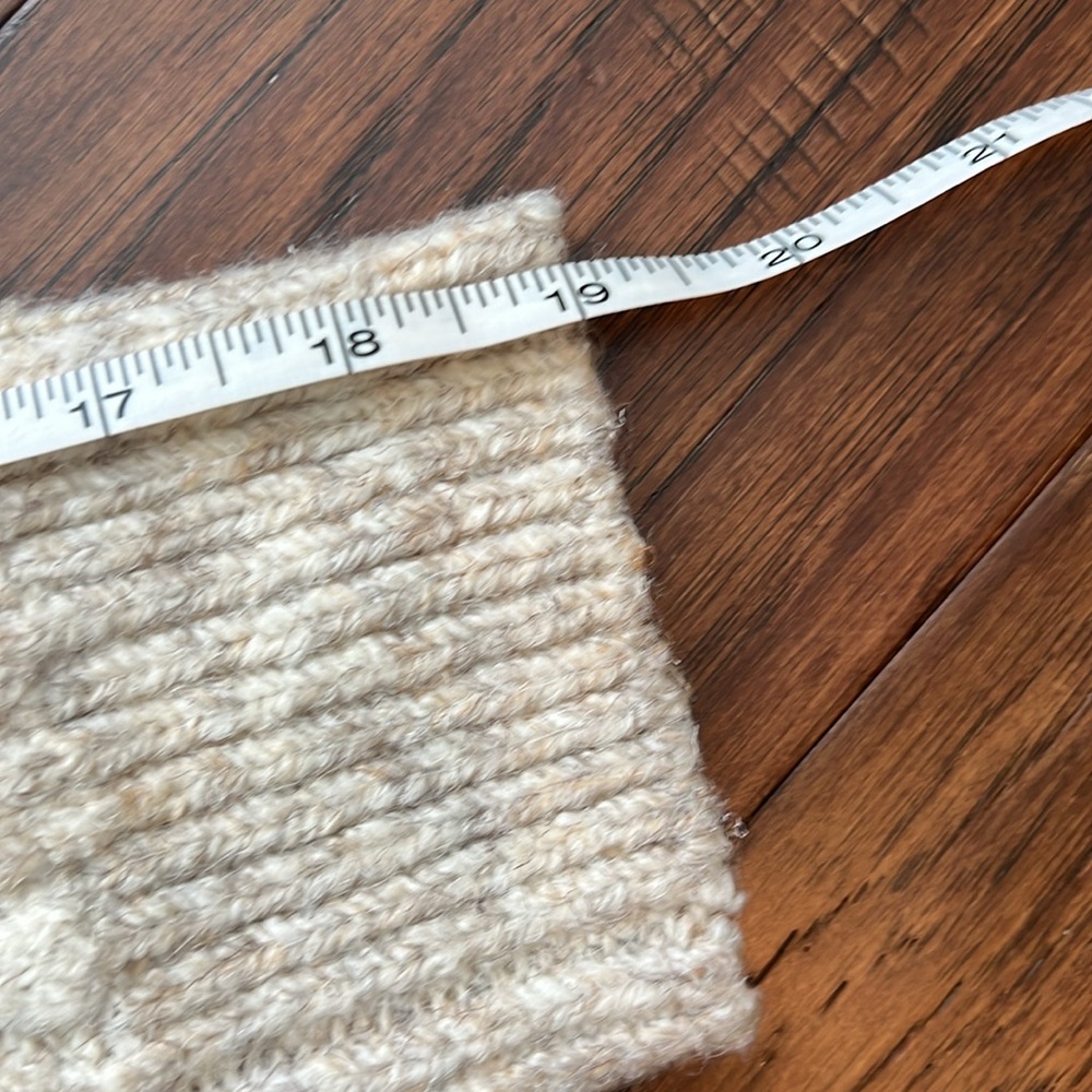 William Rast sweater - Picture 10 of 10